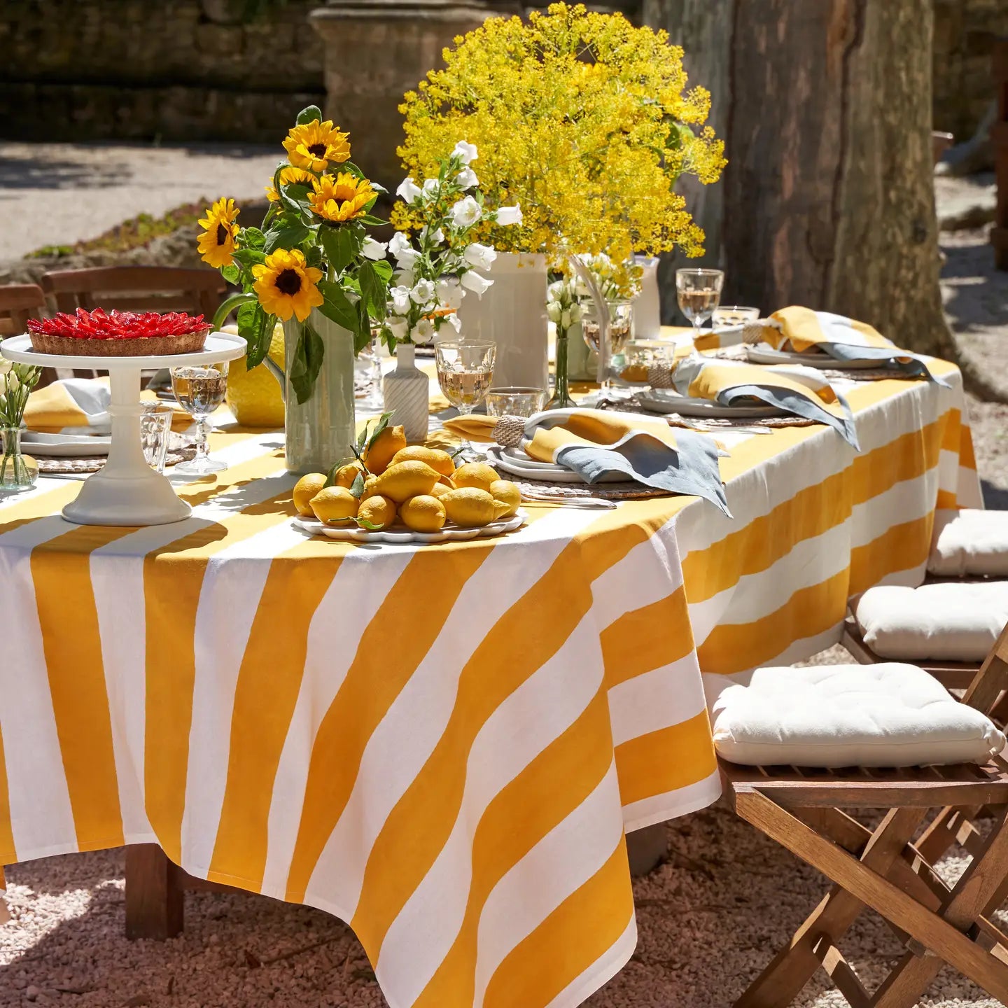 St.Tropez Stripe Tablecloth Collection