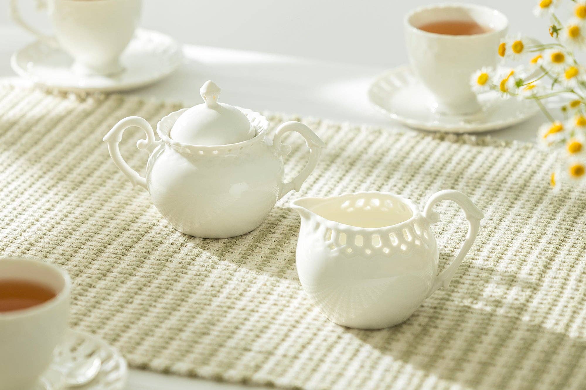 White Heirloom Fine Porcelain Sugar and Creamer Set – Casa Via Palma