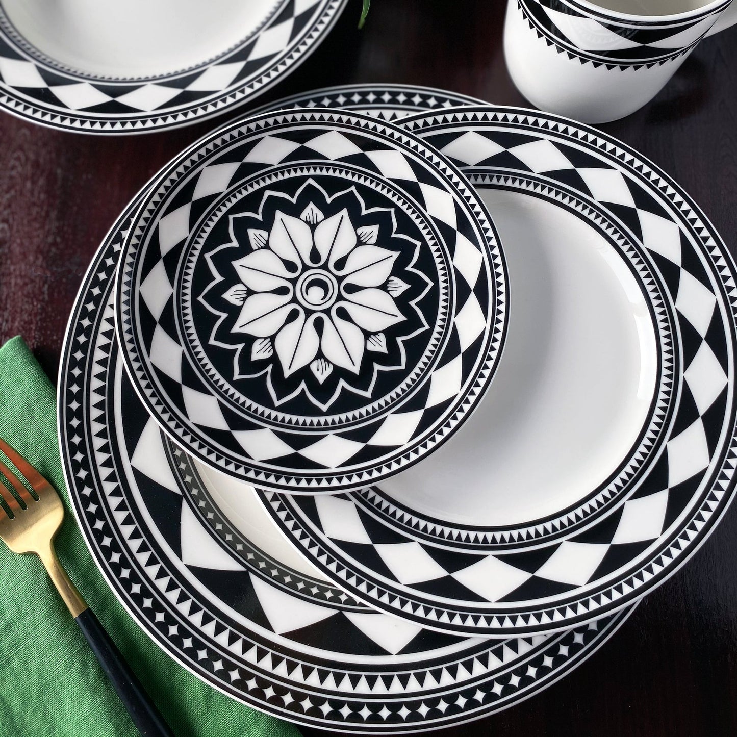 Caskata Fez Rimmed Salad Plate