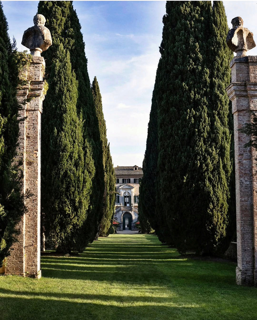 Tuscan Rooms: Interiors from the Heartland of the Renaissance